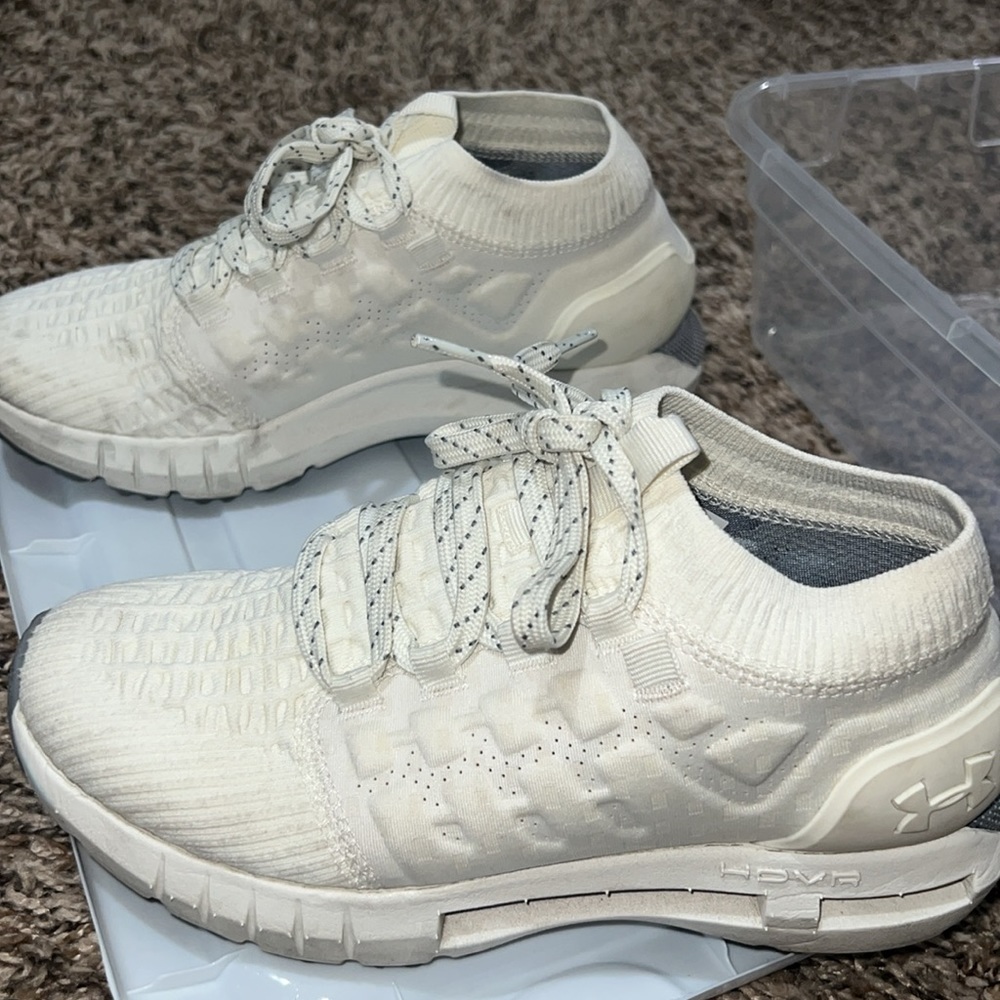 Under armour shoe
